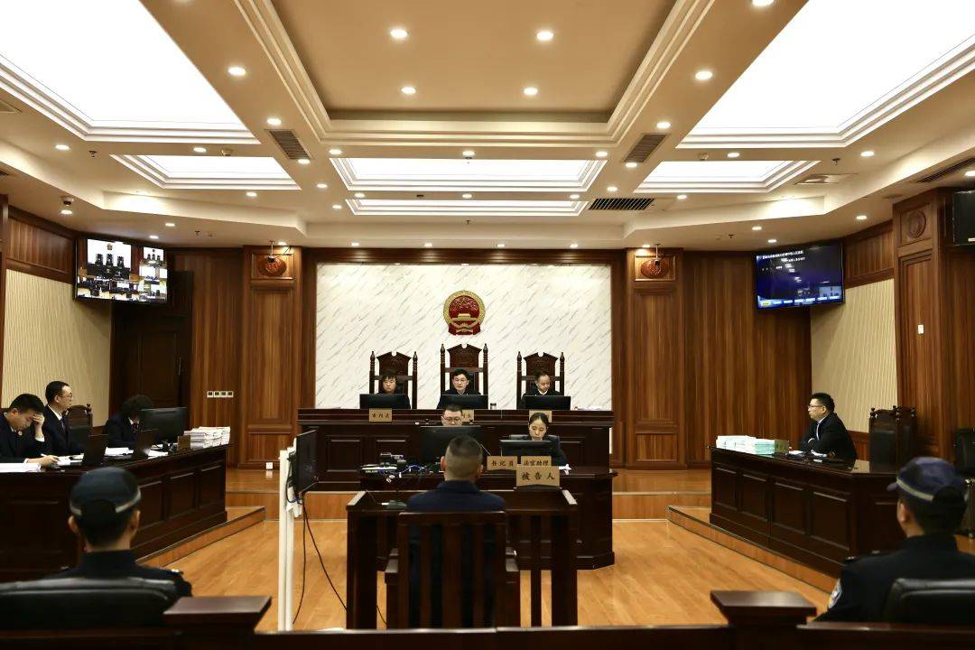 贵州省政协民族与宗教委员会原主任麻绍敏受贿案一审开庭