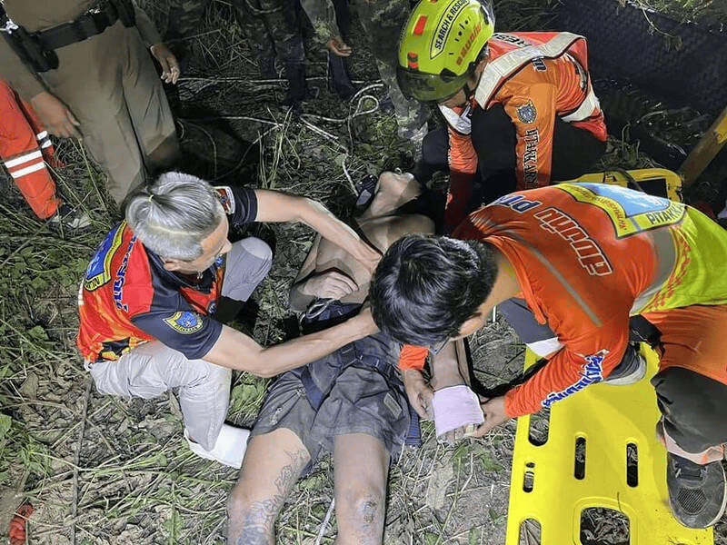 中国男子在泰国被困枯井，呼救声被当成闹鬼！3天3夜后被警方发现