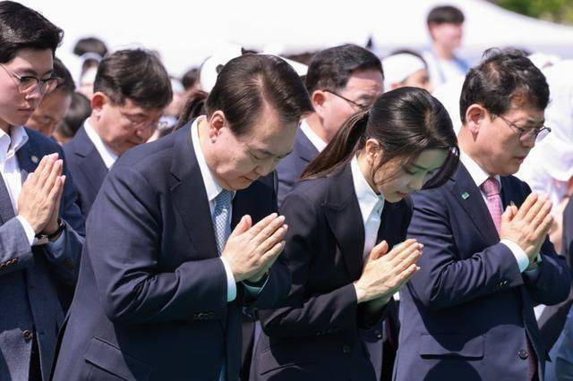 韩国客机失事，事故各项分析，韩国人更怀疑是邪教
