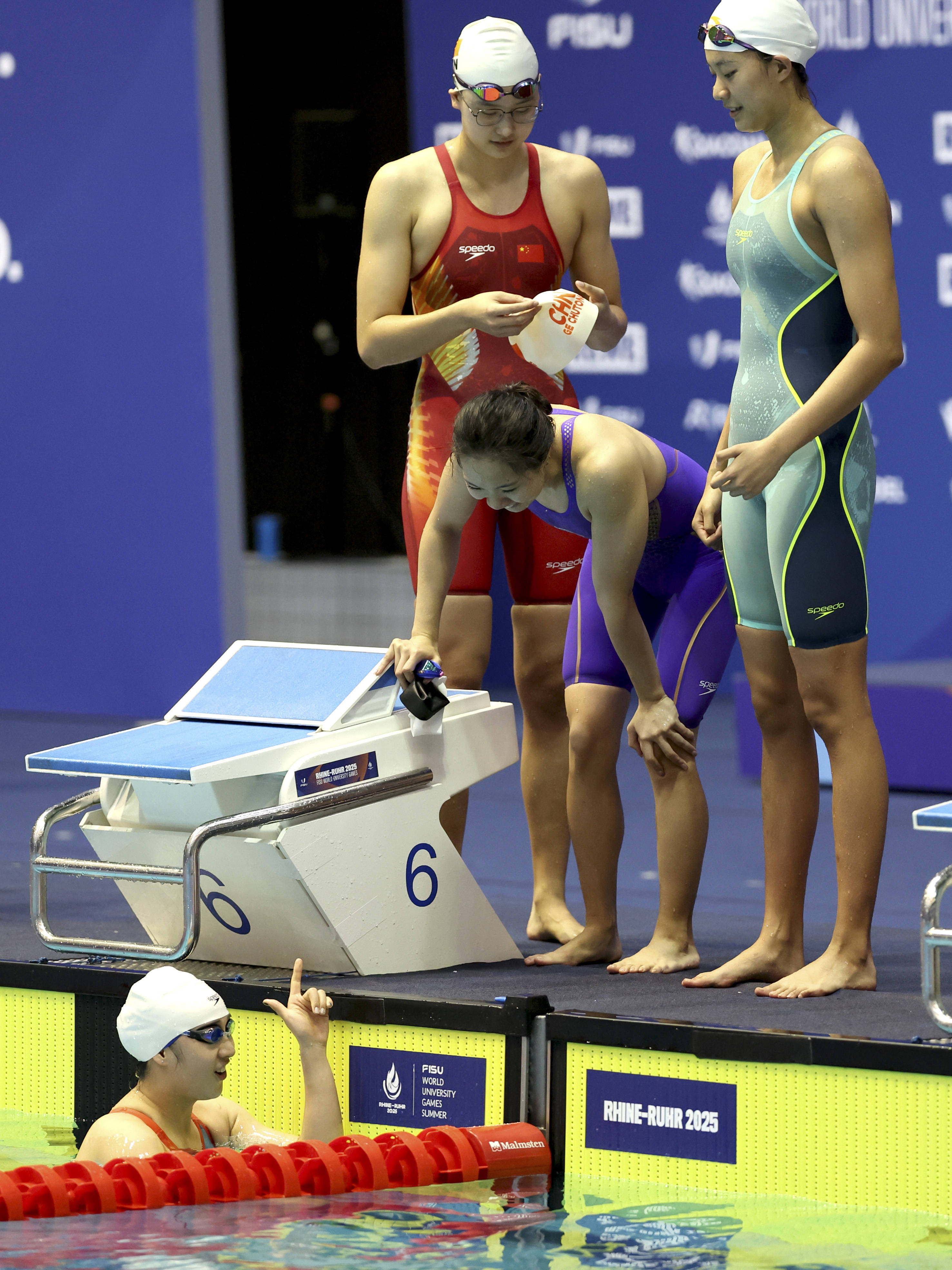 大运会｜中国队获得女子4X200米自由泳接力银牌
